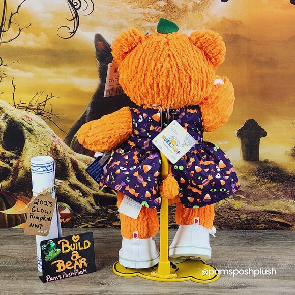 Build A Bear Pumpkin Glow Plush Jack O'Lantern Halloween 2023 Dress Clothes GIRL - Picture 3 of 16